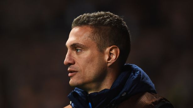 vidic, van dijk, phil jones, smalling, mu, liverpool, mu vs liverpool, vòng 27 ngoại hạng anh