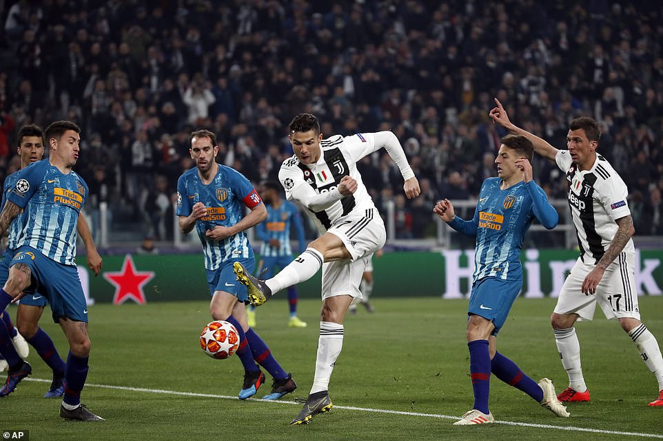 ronaldo, cristiano ronaldo, ronaldo hattrick, ronaldo juventus, ronaldo vs atletico, vòng 1/8 champions league, vòng 1/8 c1