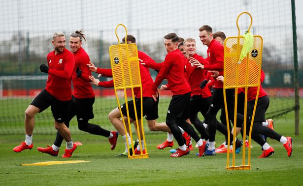 chuyển nhượng mu, chuyển nhượng real, mu, real, real madrid, bale, đt xứ wales