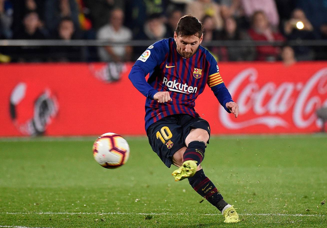 messi, messi đá phạt, messi freekick, barca, barcelona, villarreal