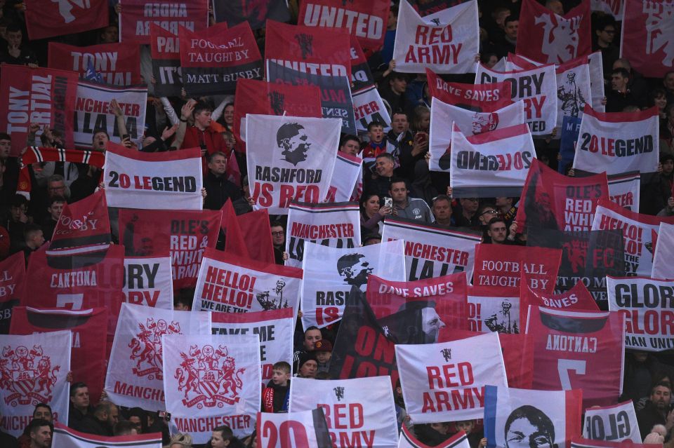 mu vs mc, mu vs man city, mu đấu man city, mu, man utd, man united, cđv mu, liverpool, vòng 31 ngoại hạng anh, ngoại hạng anh