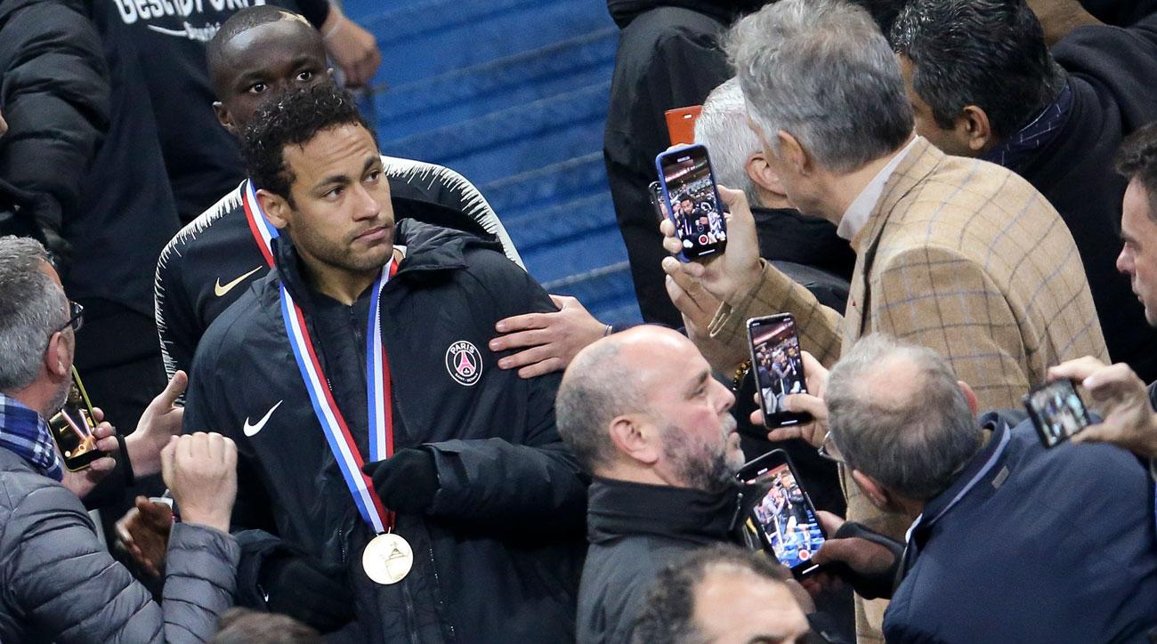 neymar, neymar jr, neymar psg, psg, paris saint-germain, neymar bị treo giò, neymar bị cấm thi đấu