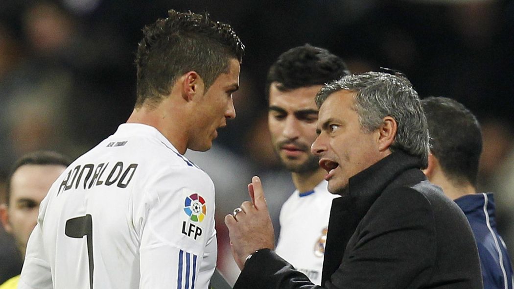 ronaldo, cr7, cristiano ronaldo, mourinho, jose mourinho, chuyển nhượng juventus, juventus, real madrid, mu, man utd, man united, serie a