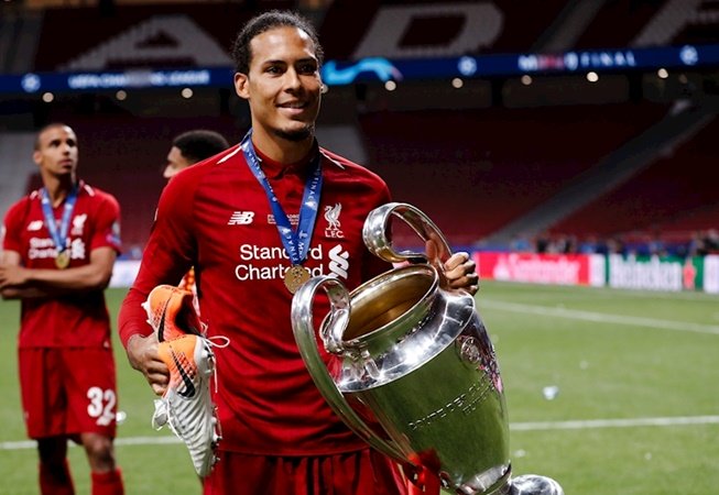 kaka, van dijk, ronaldo, messi, qbv 2019, quả bóng vàng, quả bóng vàng 2019, liverpool, ac milan, juventus, barca, barcelona