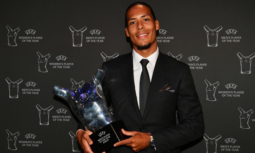 van dijk, messi, ronaldo, cầu thủ xuất sắc nhất châu âu, ferdinand, liverpool, barca, juventus, mu