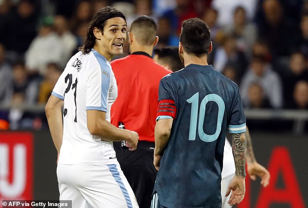 Messi, Cavani, Messi cavani, argentina vs uruguay, messi barca, messi argentina, messi đánh nhau