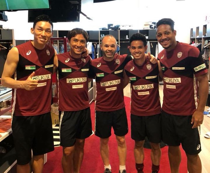 Thái Lan, Việt Nam, Đông Nam Á, Theerathon Bunmathan, j league 1