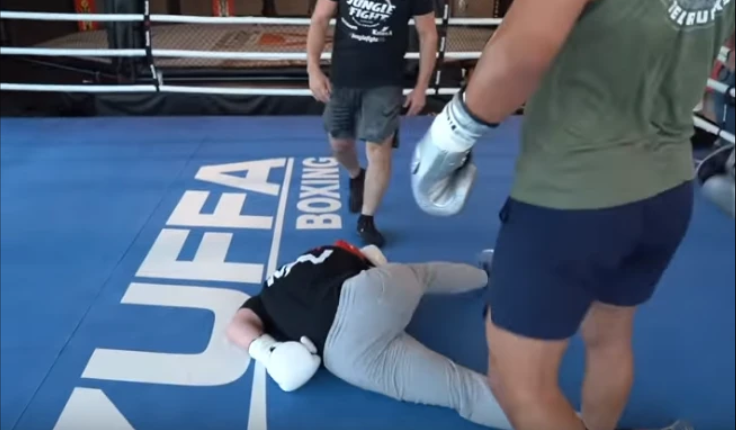 Võ thuật, youtuber, võ sĩ, UFC, MMA, độc cô cầu bại, sấp mặt, cái kết đắng, Logan Paul, Paulo Costa