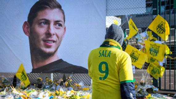 Emiliano Sala, tai nạn máy bay, cái chết, thiệt mạng, qua đời, nantes, Cardiff, ngoại hạng anh
