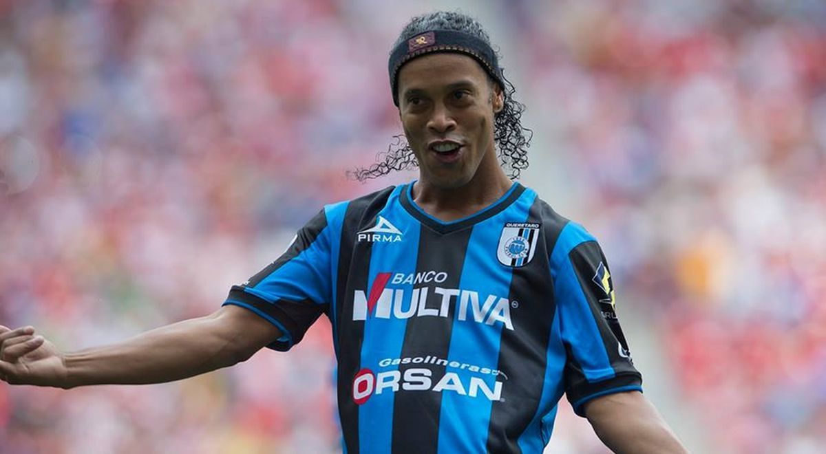Ronaldinho, Barca, Brazil, Ronaldinho bị bắt, Ronaldinho đi tù, Paraguay