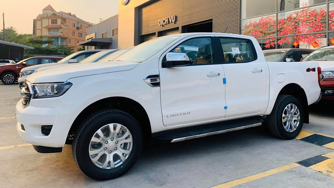 ngoại thất Ford Ranger Limited 2020