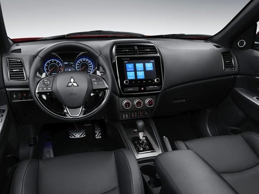 Nội thất Mitsubishi Outlander