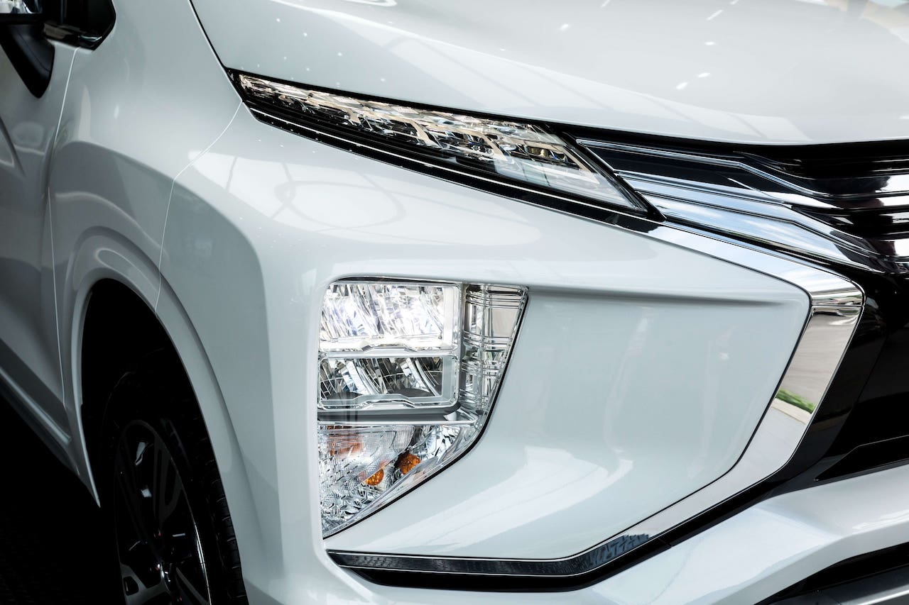 Đèn trước xe Mitsubishi Xpander