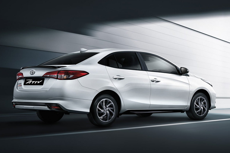 Toyota Yaris Ativ