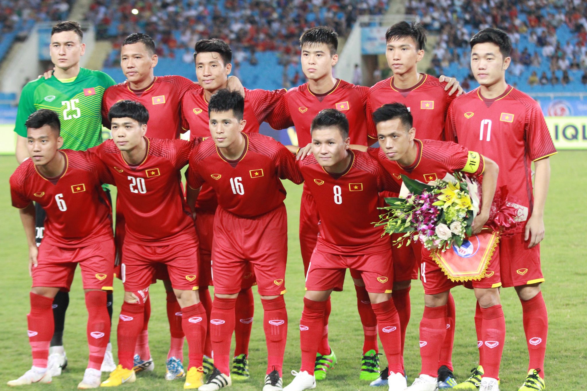 U23