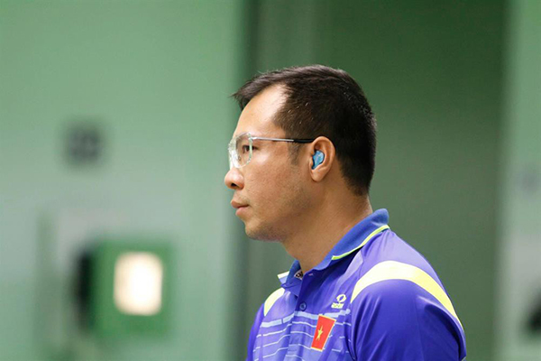 Hoàng Xuân Vinh