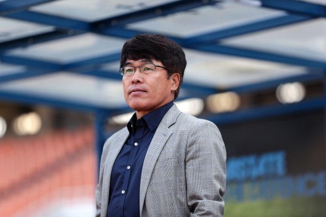 HLV Lee Heung sil