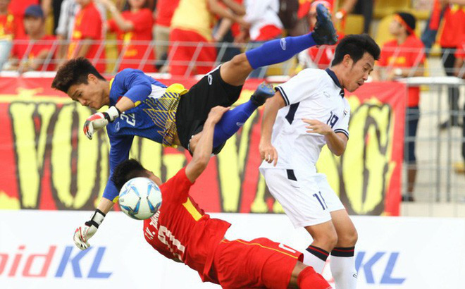 Phí Minh Long