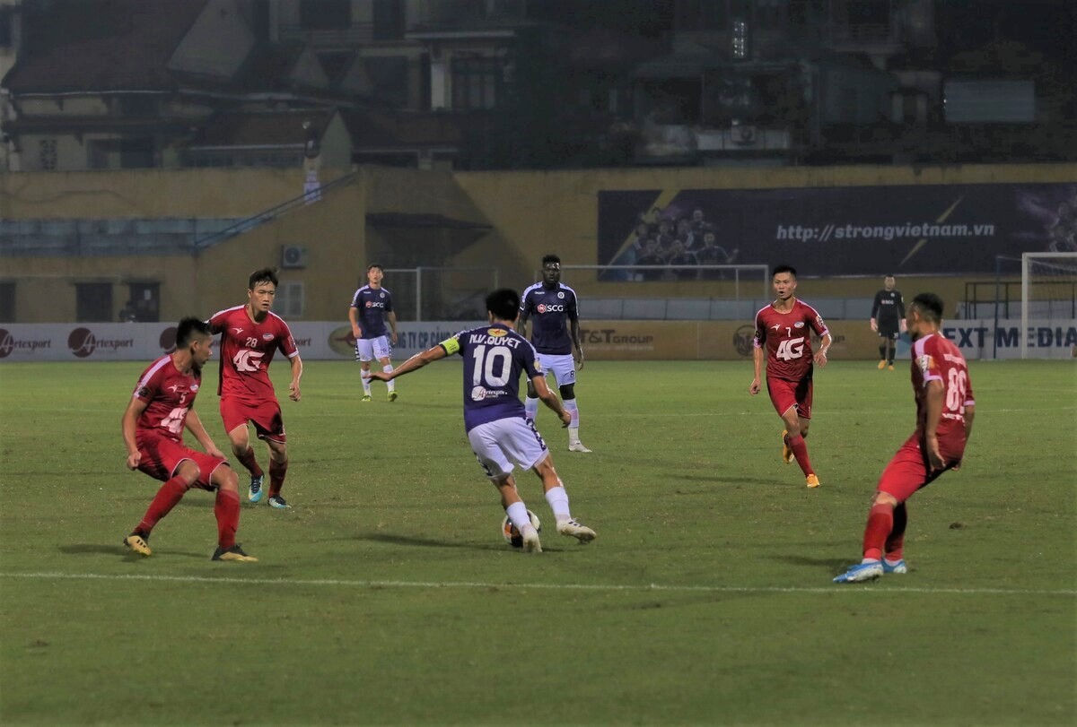 Văn Quyết
