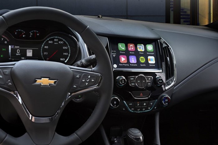 Chevrolet Cruze 2019, loại bỏ hộp số sàn, hộp số vô cấp CVT