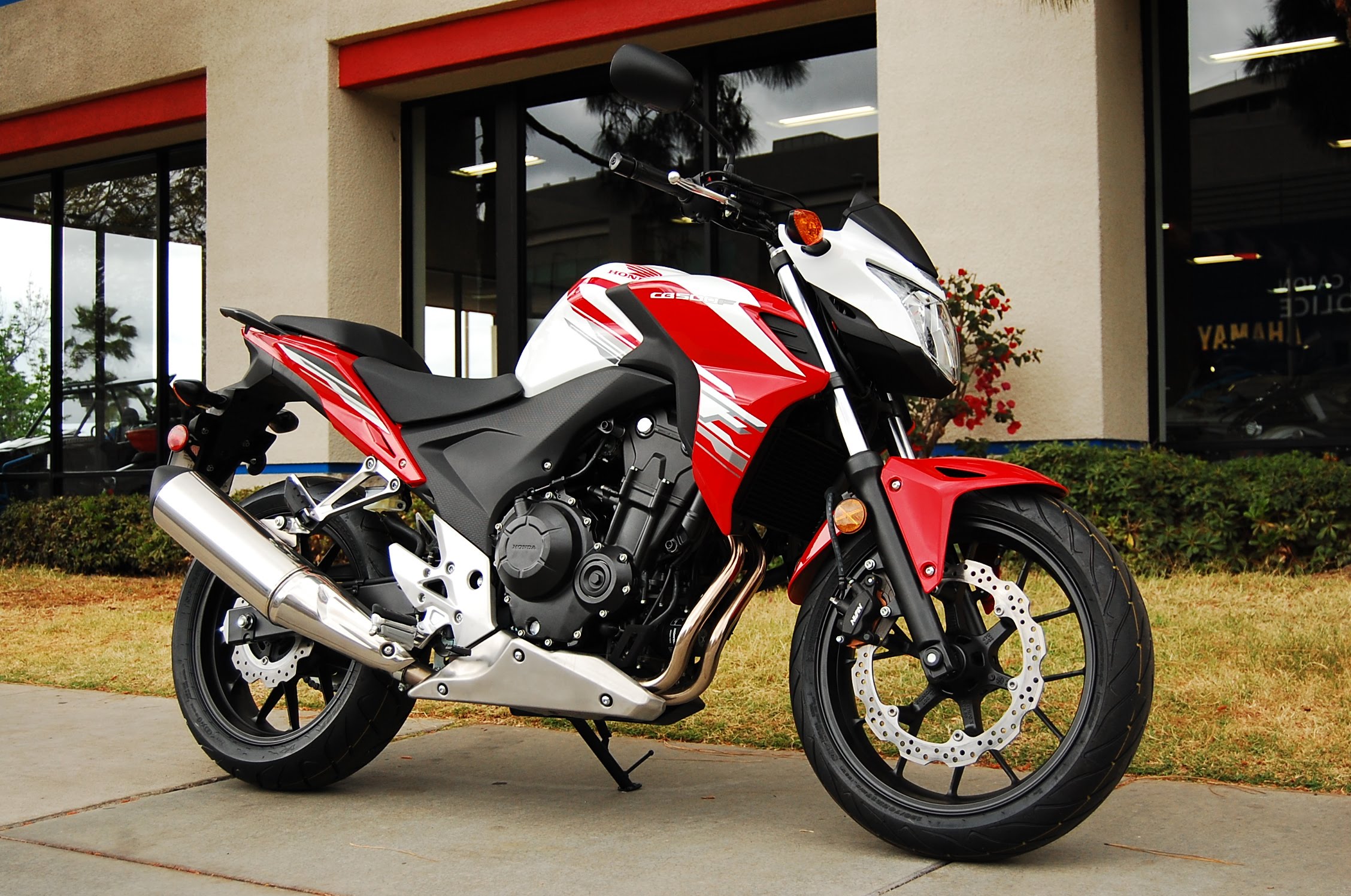 Cửa hàng Honda Moto, Cửa hàng Honda Mô tô,  Honda CB500F