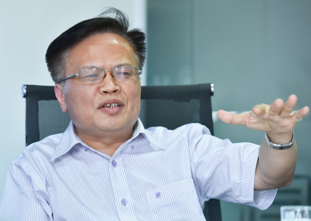 Quy định xe tải phải đeo biển hiệu, phù hiệu, TS Nguyễn Đình Cung