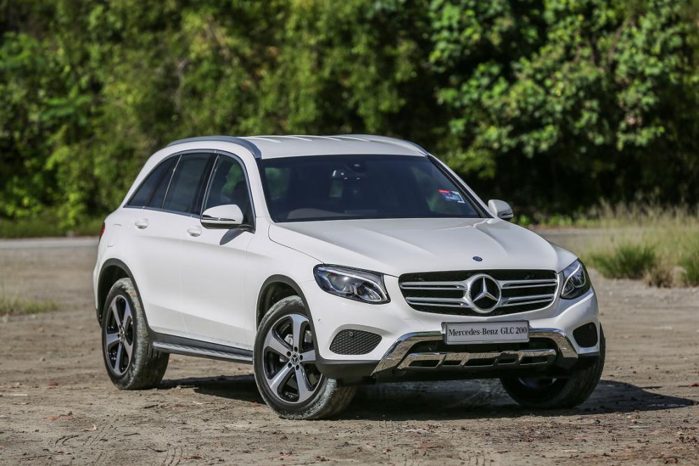 Mercedes-Benz GLC 200, so sánh Mercedes-Benz GLC 200 và GLC 250 4MATIC, SUV hạng sang giá rẻ