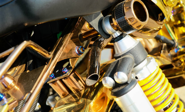 Xế khỉ Honda Monkey dát vàng siêu độc đáo
