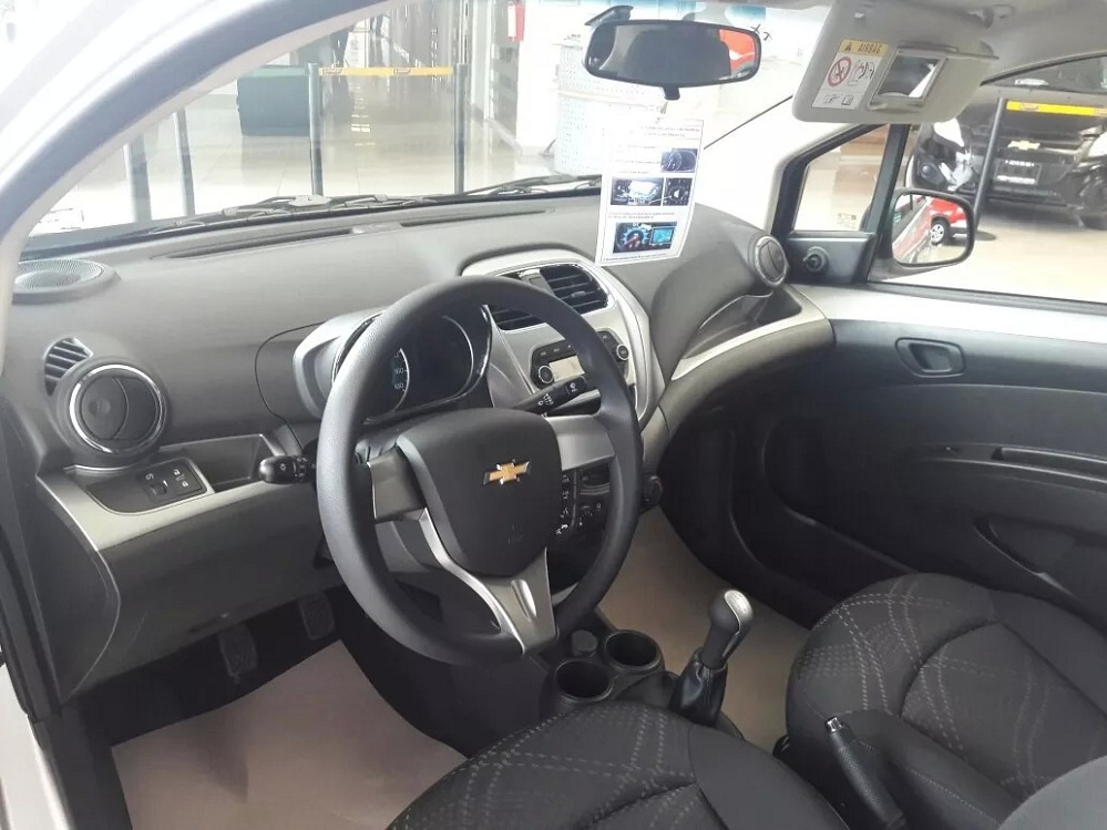 Chevrolet Spark Duo 2018, đánh giá xe Chevrolet Spark Duo 2018, hatchback cỡ nhỏ, Hatchback hạng A, xe giá rẻ