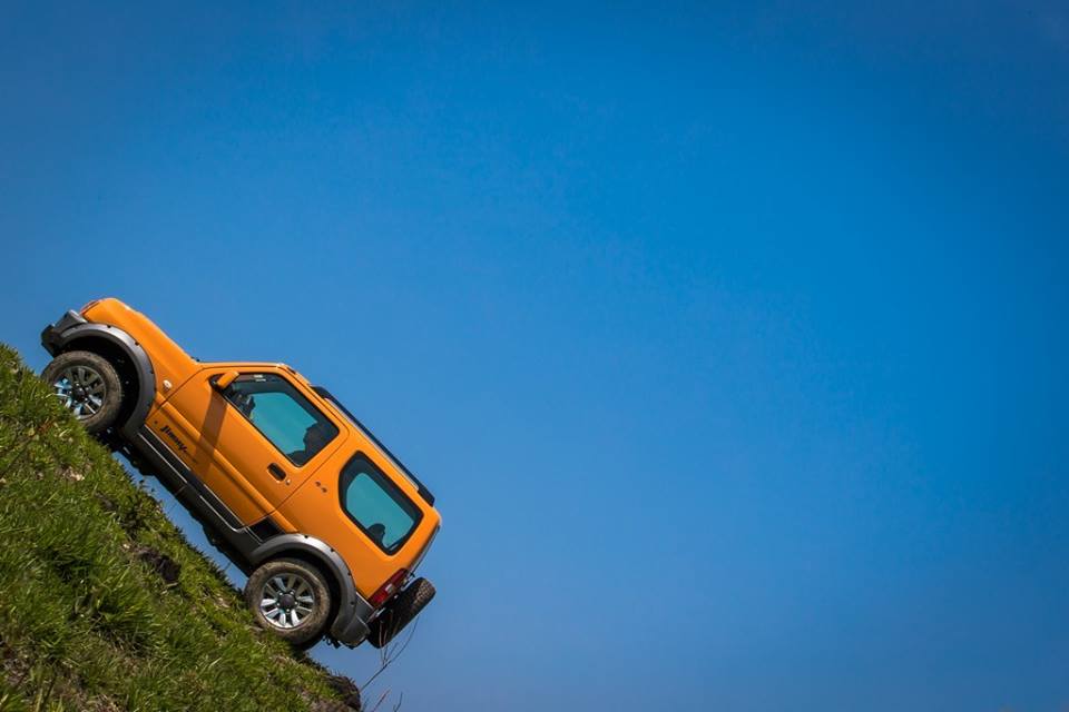 Suzuki Jimny, xe đô thị off-road cực chất, mini SUV, off-road