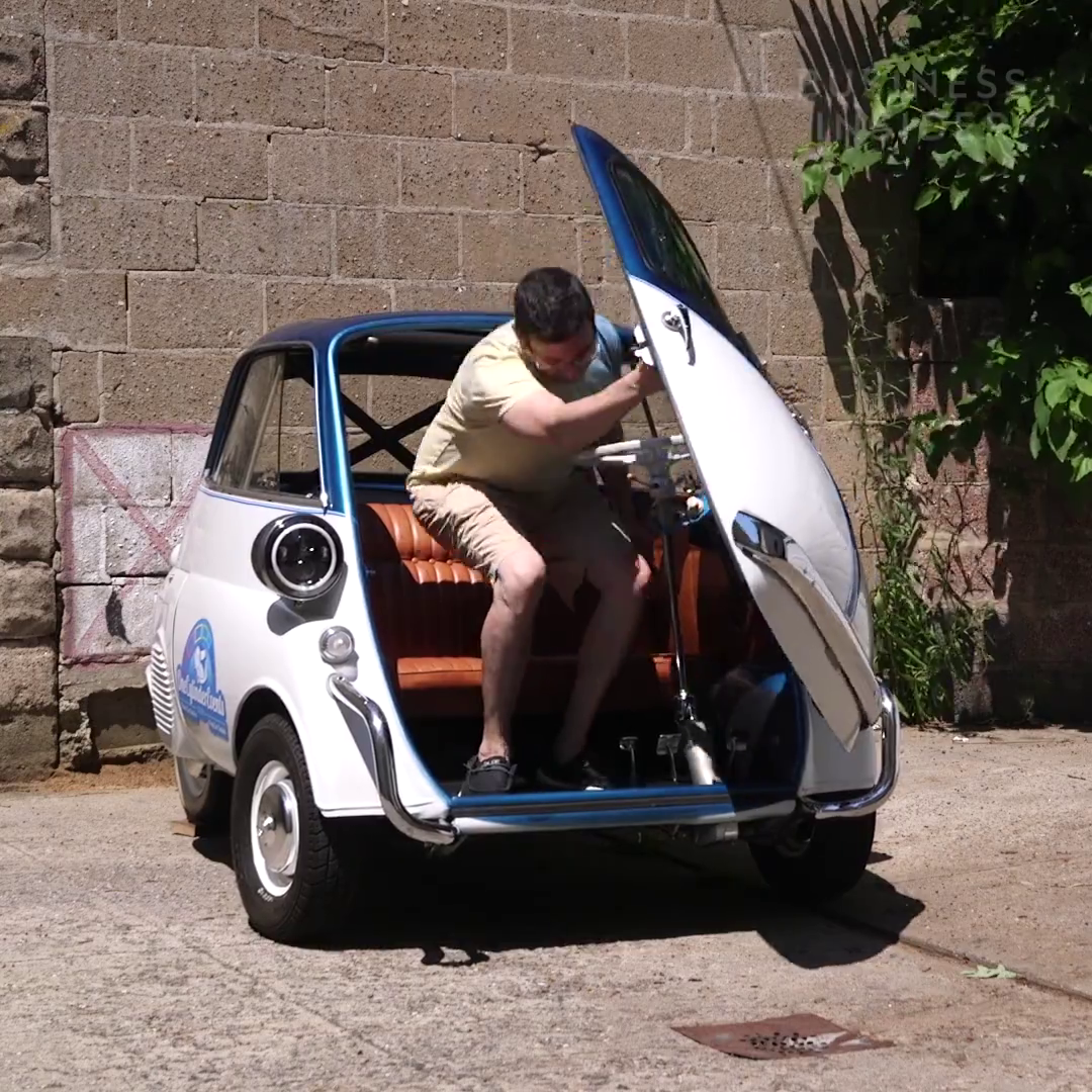 BMW Isetta, xe độc đáo với cánh cửa mở như tủ lạnh, xe cổ BMW