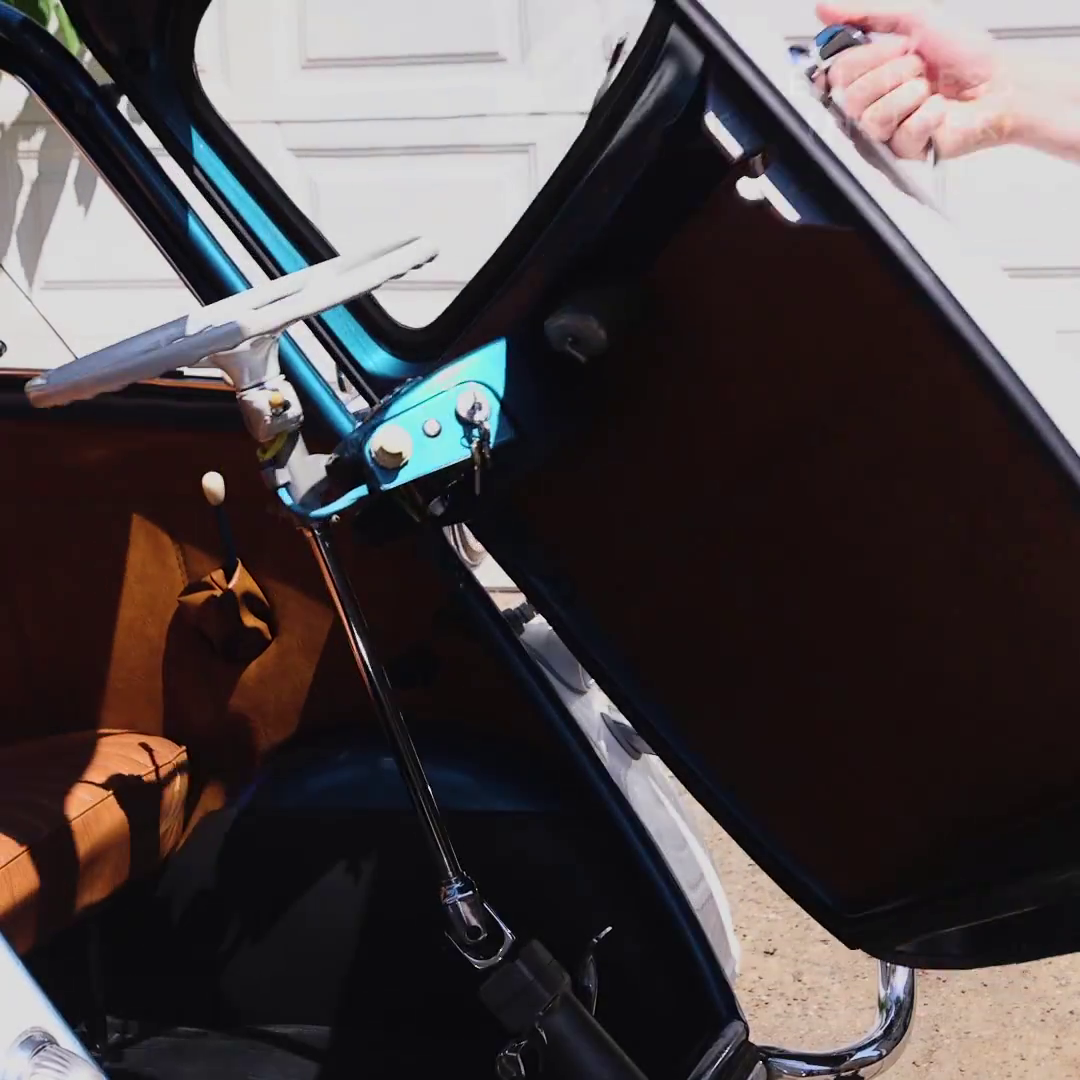 BMW Isetta, xe độc đáo với cánh cửa mở như tủ lạnh, xe cổ BMW