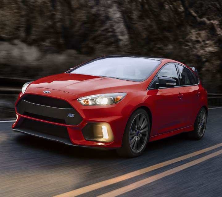 Giá xe Ford Focus tháng 8/2018 giảm mạnh, giá xe Ford Focus 2018, giá xe Ford