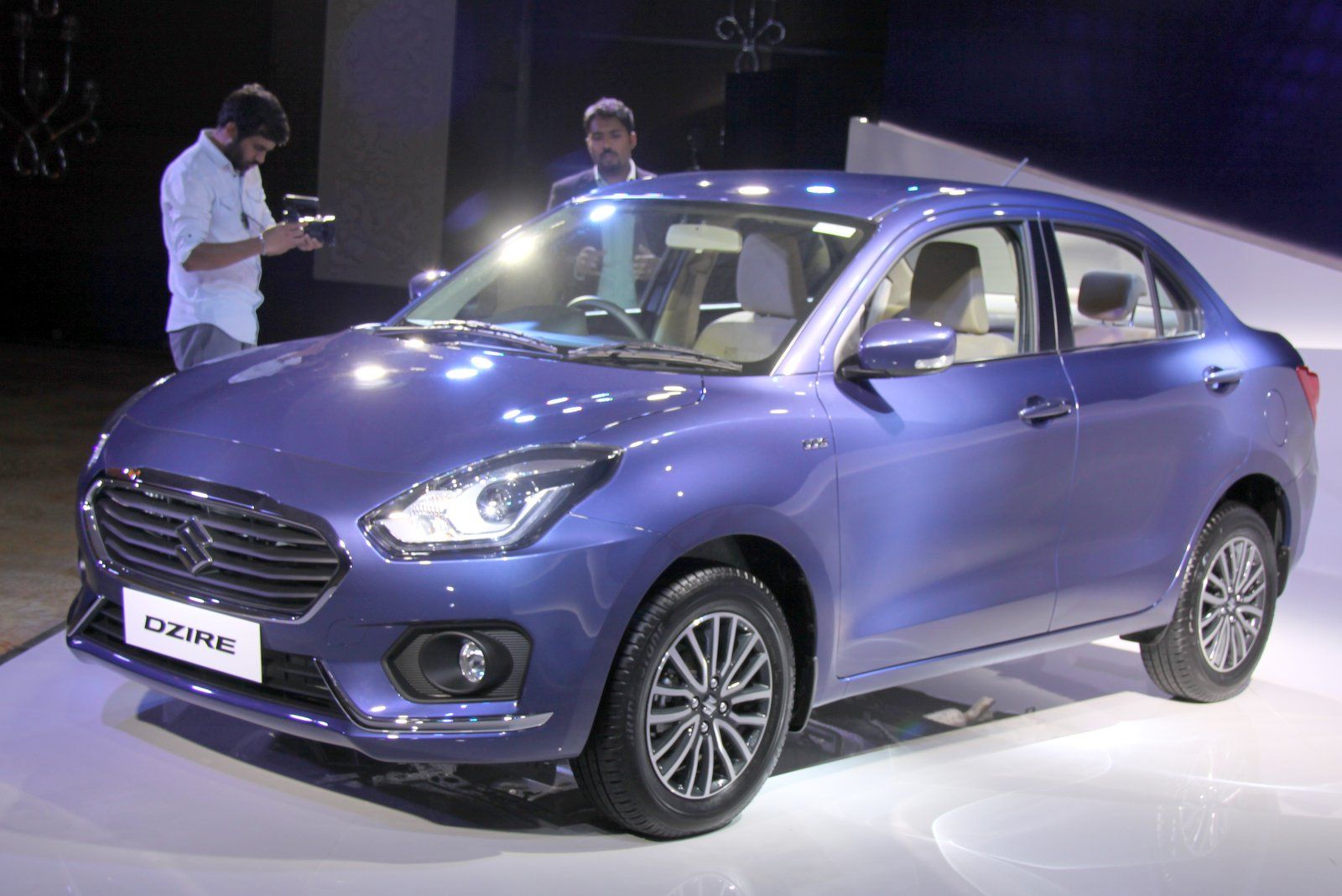 Suzuki Dzire 2018, xe giá rẻ, Suzuki