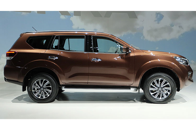 Nissan terra, SUV 7 chỗ, giá xe Nissan Terra