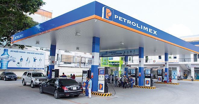 Giá xăng giảm 300 đồng/lít từ ngày 31/08, giá xăng, giá xăng giảm, giá xăng dầu