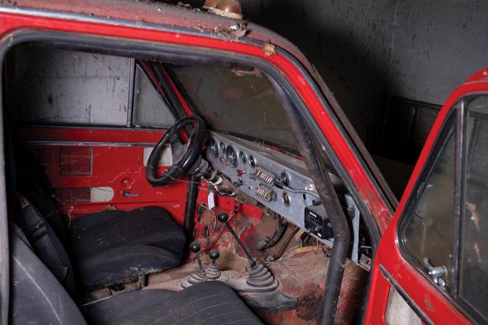 Lada Niva, Xe Lada Niva cũ nát có giá 2,2 tỷ đồng, xe Lada, xe cổ