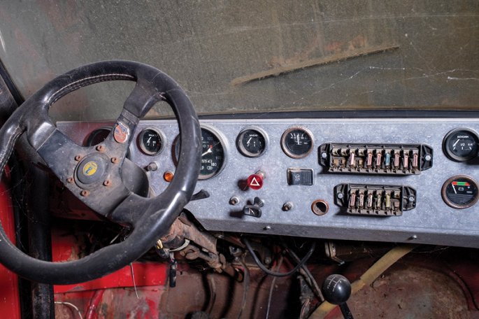 Lada Niva, Xe Lada Niva cũ nát có giá 2,2 tỷ đồng, xe Lada, xe cổ