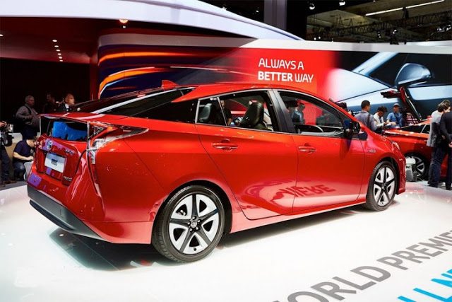 Xe Toyota có nguy cơ cháy nổ, Toyota bị triệu hồi, Prius, Prius PHV và C-HR
