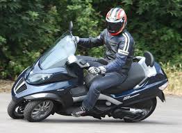 moto, xe côn tay, Piaggio MP3