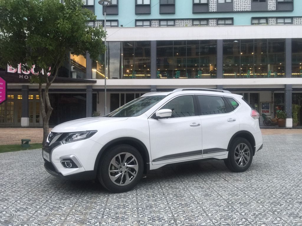 Nissan X-Trail, Nissan X-Trail V-series, giá xe Nissan X-Trail V-series, đánh giá xe giá xe Nissan X-Trail V-series
