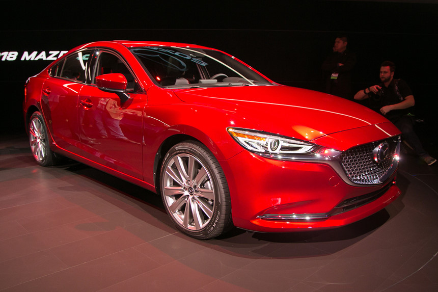 Xe VinFast, đối thủ xe VinFast, xe VinFast, Toyota Camry, Nissan Teana, Mazda6