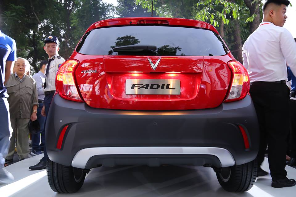 VinFast Fadil, xe giá rẻ, xe cỡ nhỏ, đánh giá xe VinFast Fadil, giá xe VinFast Fadil