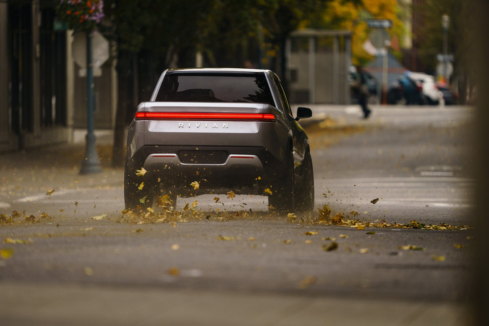 Rivian R1T, bán tải chạy điện Rivian R1T, xe điện, xe bán tải, xe độc đáo