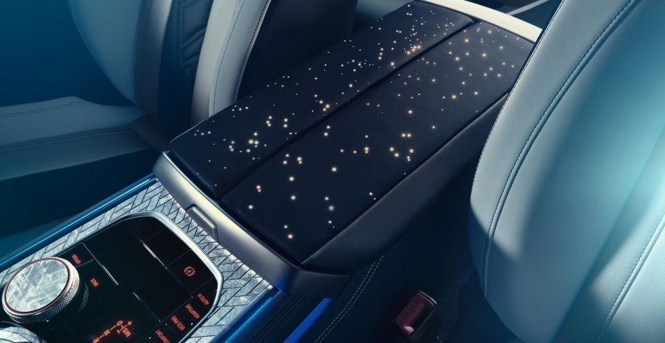 BMW, BMW M850i Night Sky, xe BMW M850i Night Sky, xe BMW với nội thất đá thiên thạch, xe BMW chất liệu đá thiên thạch