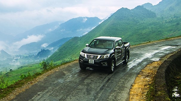 lái xe, kinh nghiệm lái xe, 7 điều cấm kỵ khi điều khiển ô tô, thói quen xấu khi lái xe, lái xe an toàn