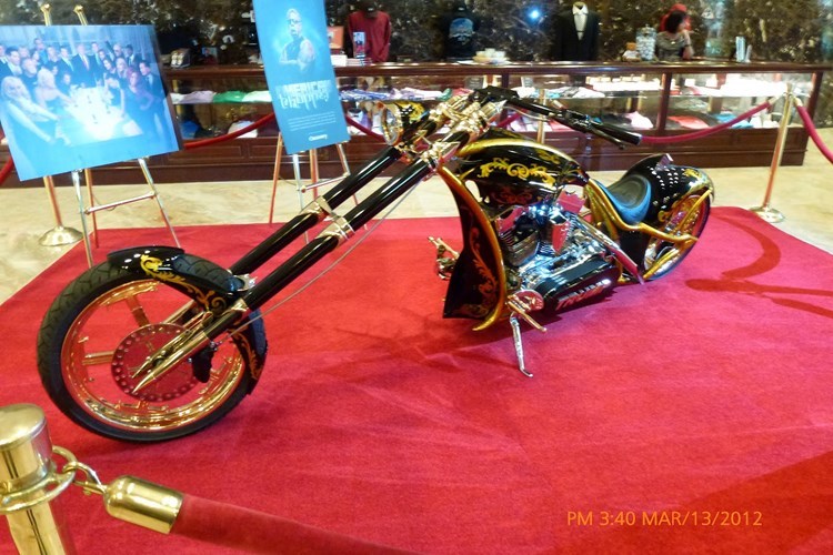 Xe của Tổng Thống, xe của Donald Trump, xe độc đáo, moto mạ vàng, chopper của Trump, xe của Trump