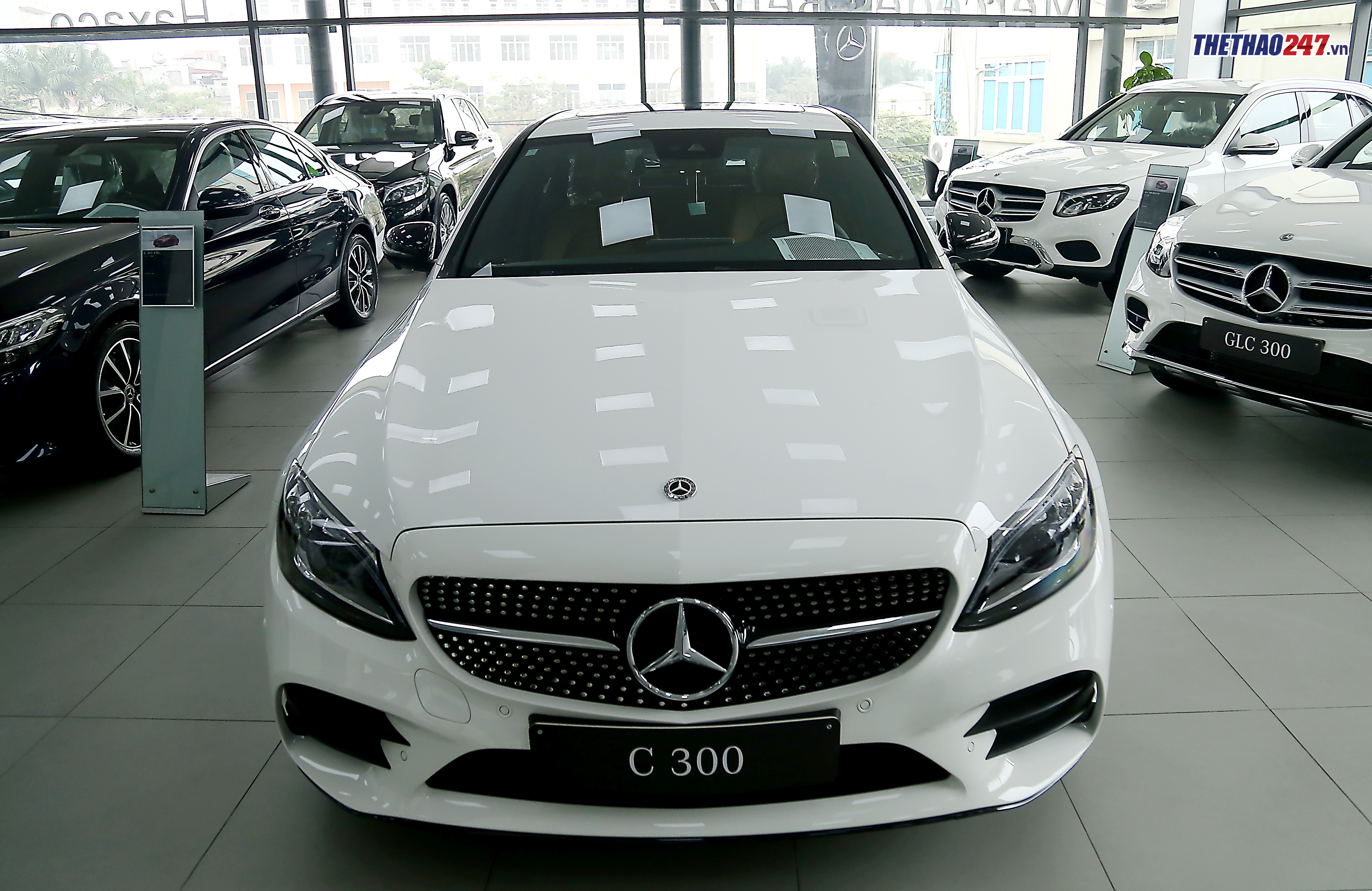 Mercedes-Benz C300 AMG 2019, chi tiết xe Mercedes-Benz C300 AMG 2019, đánh giá xe Mercedes-Benz C300 AMG 2019, Mercedes-Benz C300, C300 2019, Mercedes-Benz, ô tô, E-Class, S-Class, C-Class