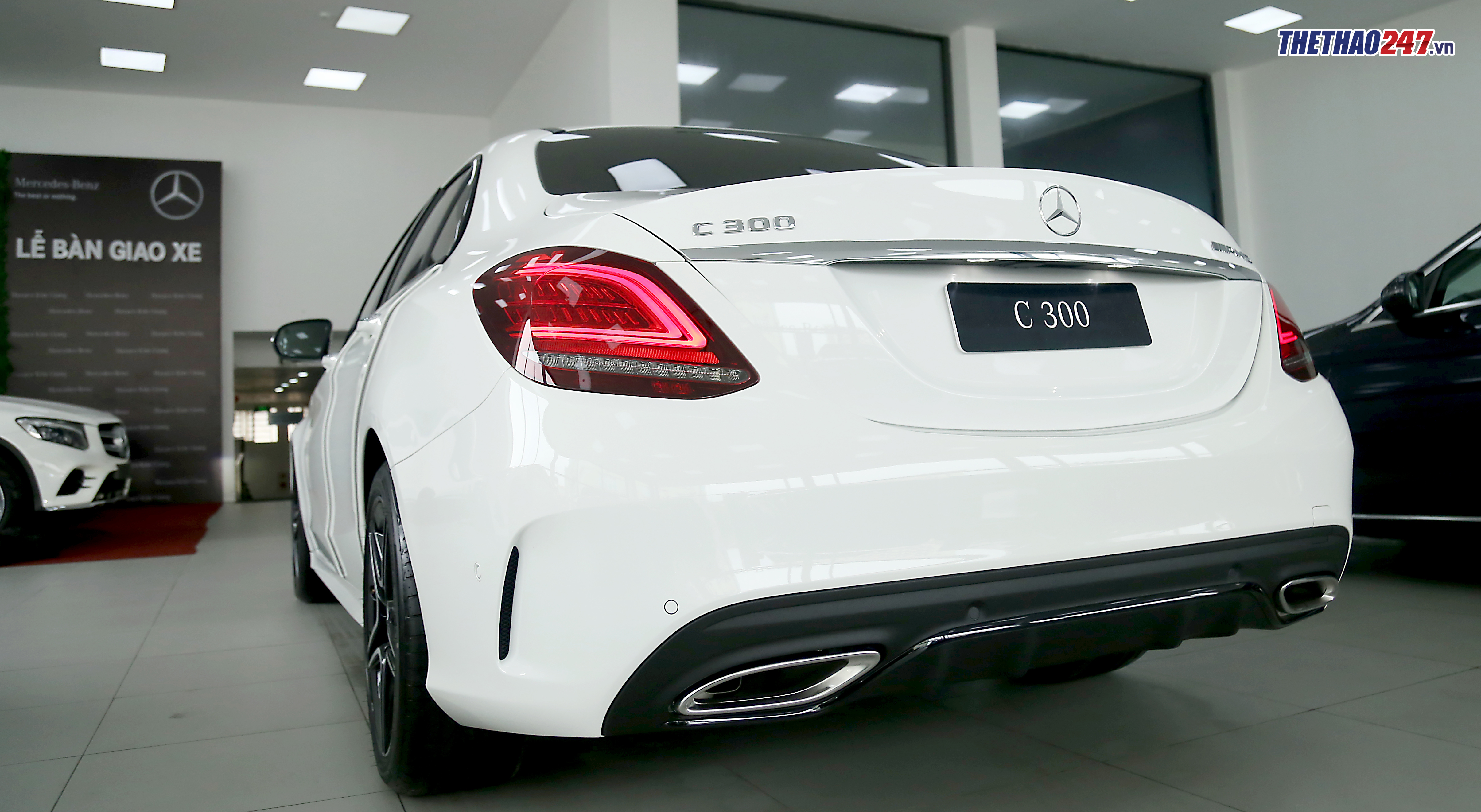 Mercedes-Benz C300 AMG 2019, chi tiết xe Mercedes-Benz C300 AMG 2019, đánh giá xe Mercedes-Benz C300 AMG 2019, Mercedes-Benz C300, C300 2019, Mercedes-Benz, ô tô, E-Class, S-Class, C-Class