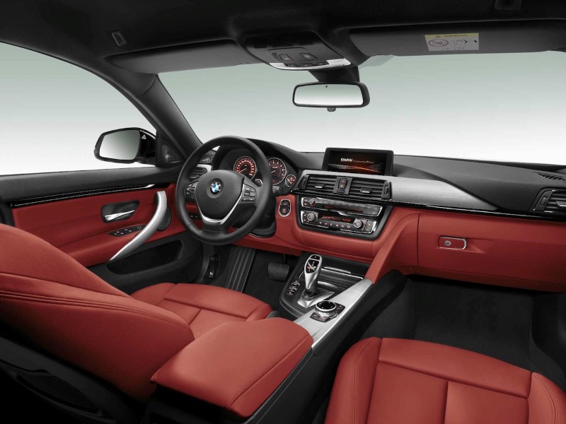 Nội thất BMW 420i Gran Coupe 2020.